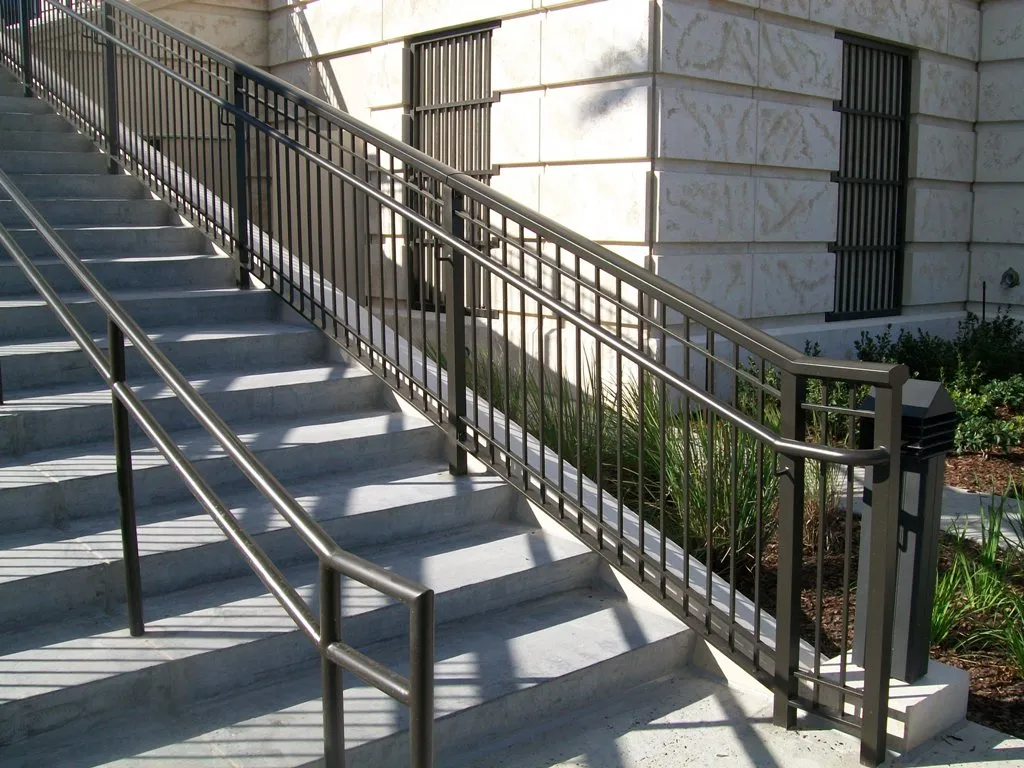 best Custom Railing Avenue Englewood